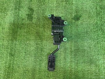 ПЕДАЛЬ ГАЗА НА TOYOTA YARIS MXPH10 M15A-FXE