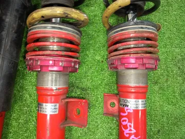 СТОЙКА НА HONDA CAPA GA4 D15B