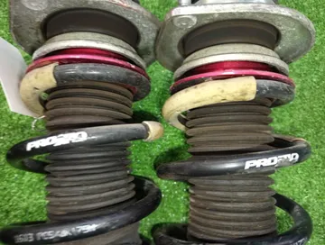 СТОЙКА НА HONDA CAPA GA4 D15B