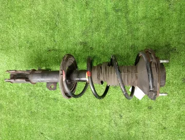 СТОЙКА НА TOYOTA NOAH AZR60G 1AZ-FSE