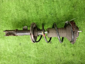 СТОЙКА НА TOYOTA NOAH AZR60G 1AZ-FSE