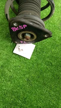 СТОЙКА НА MAZDA AXELA BK5P ZY-VE