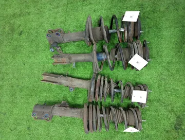СТОЙКА НА TOYOTA COROLLA AE111 4A-FE