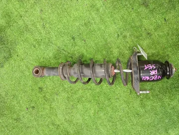 СТОЙКА НА TOYOTA COROLLA NZE121 1NZ-FE
