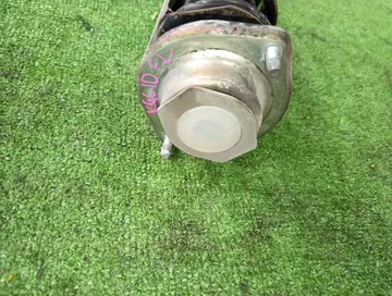 СТОЙКА НА TOYOTA PASSO KGC10 1KR-FE