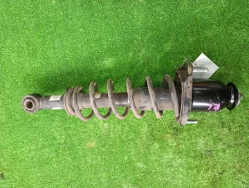 СТОЙКА НА TOYOTA COROLLA  AXIO NZE141 1NZ-FE
