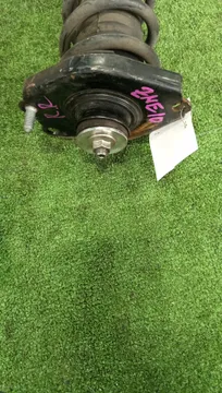 СТОЙКА НА TOYOTA WISH ZNE10G 1ZZ-FE