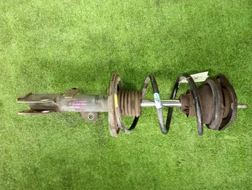 СТОЙКА НА TOYOTA ISIS ZNM10G 1ZZ-FE