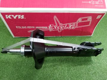СТОЙКА НА MITSUBISHI RVR GA4W 4J10