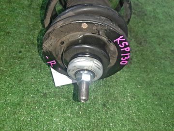 СТОЙКА НА TOYOTA VITZ KSP130 1KR-FE