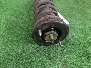 СТОЙКА НА MITSUBISHI LEGNUM EC3W 4G64