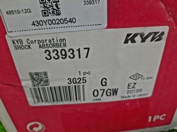 СТОЙКА НА TOYOTA COROLLA  AXIO NZE161 1NZ-FE