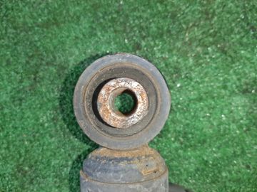 СТОЙКА НА TOYOTA MARK X GRX121 3GR-FSE