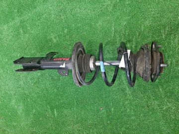 СТОЙКА НА TOYOTA ISIS ZGM10W 2ZR-FAE