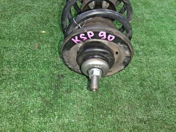 СТОЙКА НА TOYOTA VITZ KSP90 1KR-FE