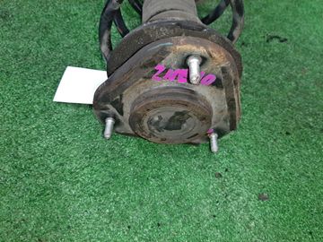 СТОЙКА НА TOYOTA WISH ZNE10G 1ZZ-FE