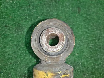 СТОЙКА НА SUBARU LEGACY BE5 EJ206