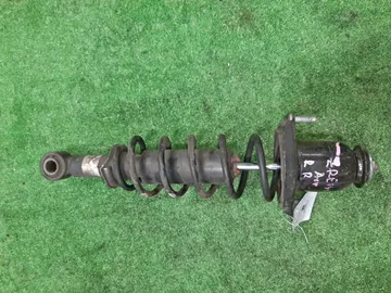 СТОЙКА НА TOYOTA COROLLA  AXIO ZRE142 2ZR-FE