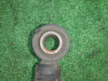 СТОЙКА НА TOYOTA COROLLA  AXIO ZRE142 2ZR-FE