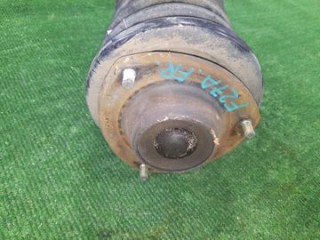 СТОЙКА НА MITSUBISHI DIAMANTE F27A 6G72