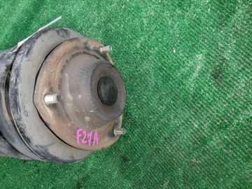 СТОЙКА НА MITSUBISHI DIAMANTE F27A 6G72