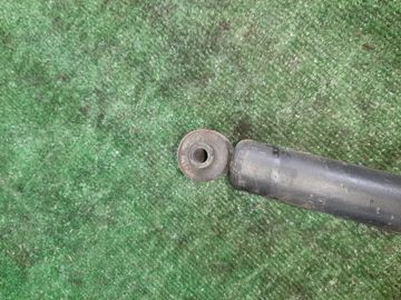 СТОЙКА НА MITSUBISHI DEBONAIR S22A 6G72