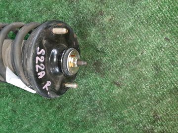 СТОЙКА НА MITSUBISHI DEBONAIR S22A 6G72