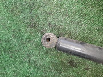 СТОЙКА НА MITSUBISHI DEBONAIR S22A 6G72