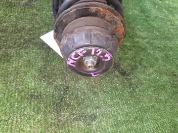 СТОЙКА НА TOYOTA RACTIS NCP125 1NZ-FE