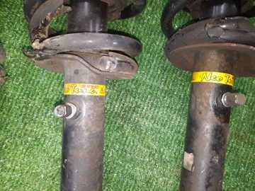 СТОЙКА НА NISSAN CEFIRO A33 VQ25DD