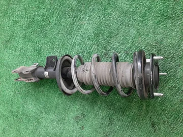 СТОЙКА НА SUZUKI ESCUDO TDA4W J24B