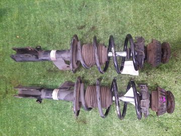 СТОЙКА НА HONDA FIT GD1 L13A