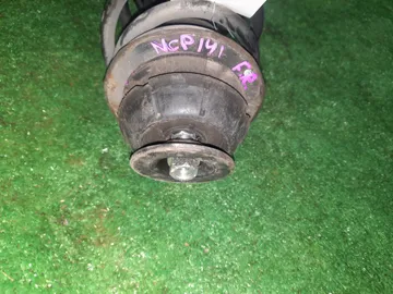 СТОЙКА НА TOYOTA PORTE NCP141 1NZ-FE