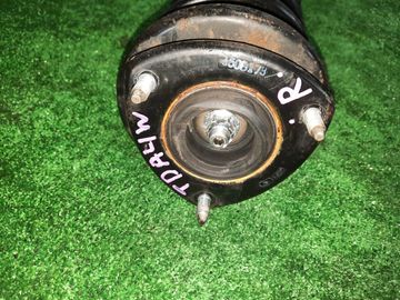 СТОЙКА НА SUZUKI ESCUDO TDA4W J24B
