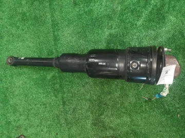 СТОЙКА НА LEXUS LS460 USF40 1UR-FSE