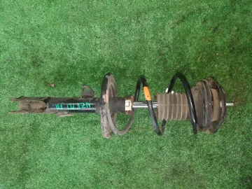 СТОЙКА НА TOYOTA RUNX NZE121 1NZ-FE