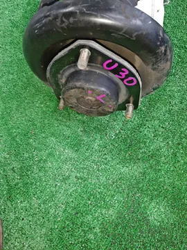 СТОЙКА НА NISSAN BASSARA U30 VQ30DE