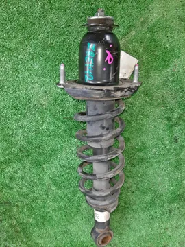 СТОЙКА НА TOYOTA AXIO ZRE142 2ZR-FE
