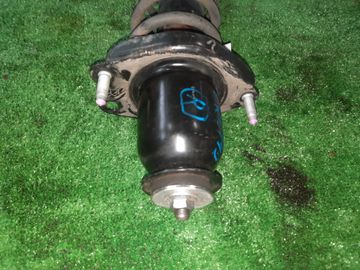 СТОЙКА НА TOYOTA FIELDER ZRE142 2ZR-FE