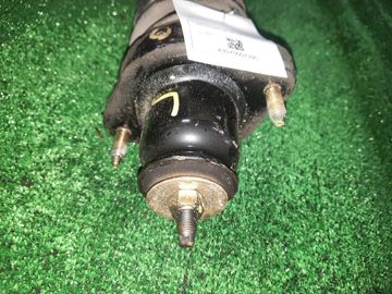 СТОЙКА НА MITSUBISHI DION CR6W 4G94