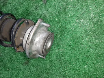 СТОЙКА НА TOYOTA PASSO KGC10 1KR-FE