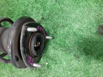 СТОЙКА НА SUZUKI ESCUDO TDA4W J24B