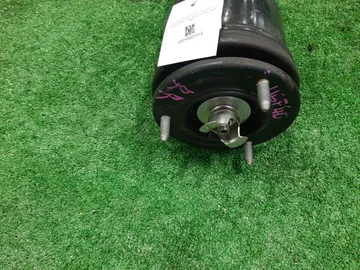 СТОЙКА НА LEXUS LS460 USF40 1UR-FSE
