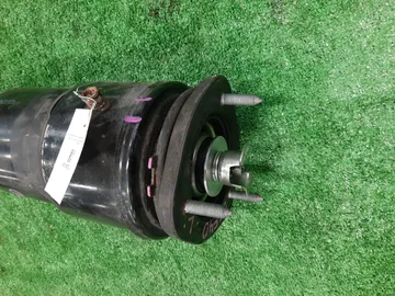 СТОЙКА НА LEXUS LS460 USF40 1UR-FSE