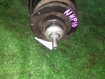 СТОЙКА НА TOYOTA AQUA NHP10 1NZ-FXE