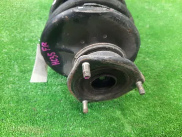 СТОЙКА НА NISSAN LAUREL C35 RB20DE