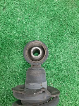 СТОЙКА НА TOYOTA PROGRES JCG10 1JZ-GE