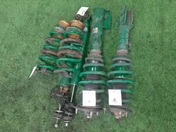 СТОЙКА НА HONDA STEPWGN RK1 R20A