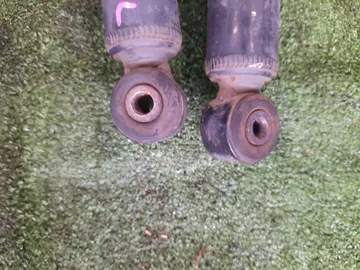СТОЙКА НА TOYOTA IST NCP65 1NZ-FE