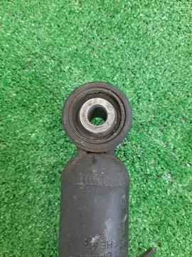 СТОЙКА НА TOYOTA PROGRES JCG11 2JZ-GE